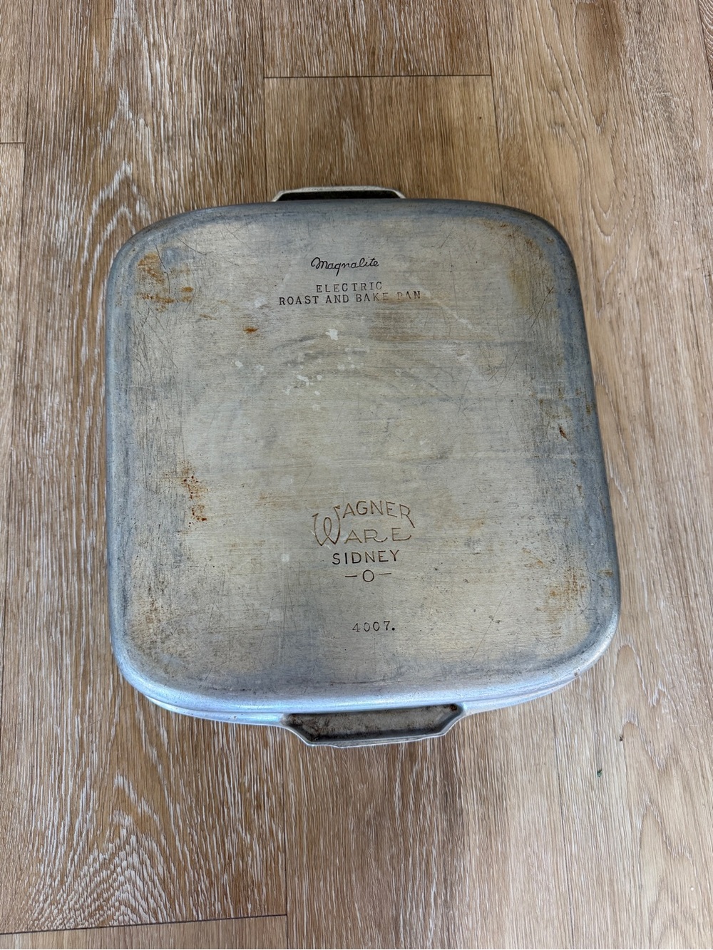 FIRST GENERATION Wagner Ware Sidney -O- Magnalite Electric Roast and Bake Pan